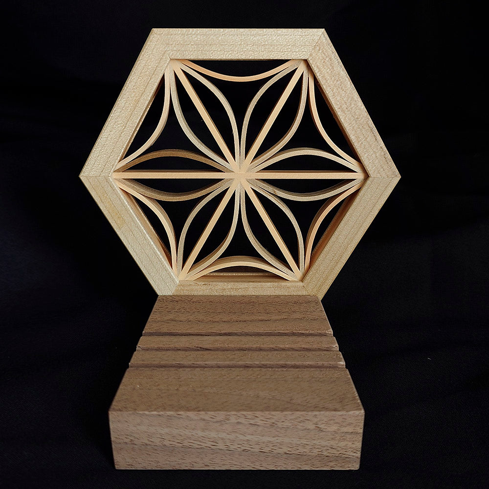 Kumiko smartphone stand *Kikyo*