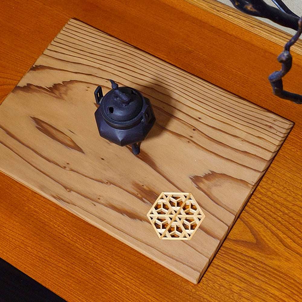 Kumiko craft "Hamaguriba" Thin board for flower vase/Flower stand/Cedar/Tea ceremony utensils