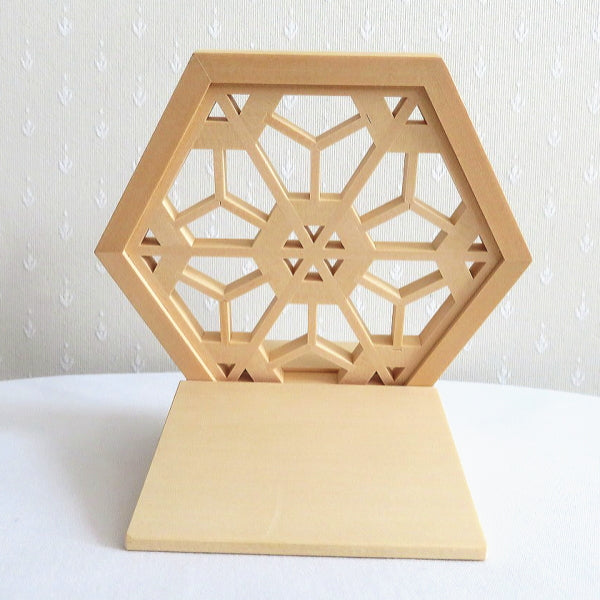 Kumiko craft smartphone stand *Sakura Turtle shell*