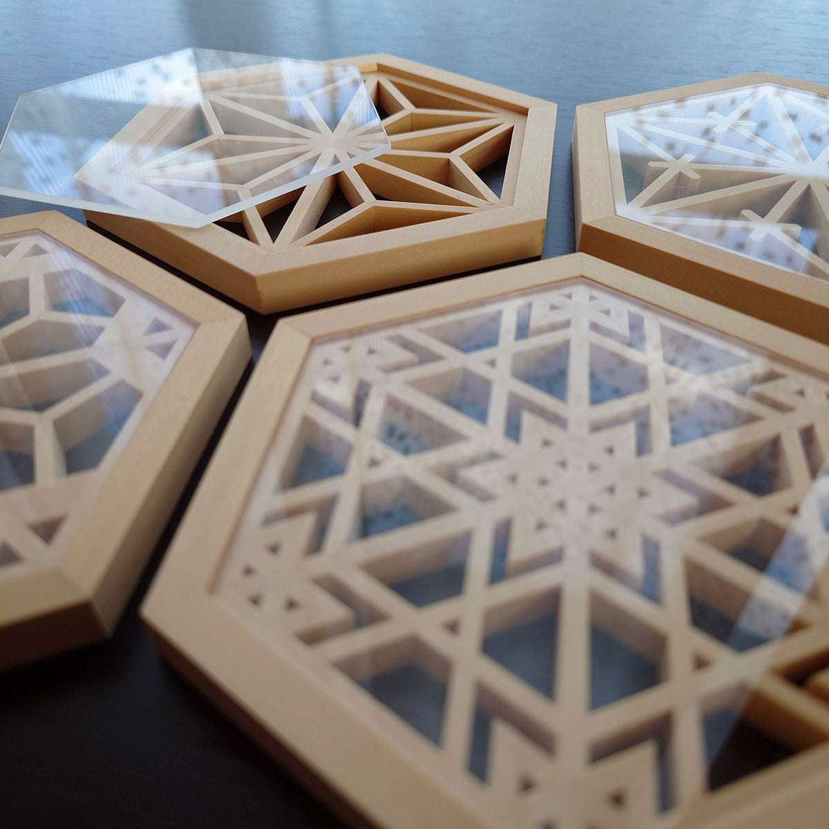 Moments in Light Café Tray Set-Four Motifs　（朝風・日和・桜月・星影)