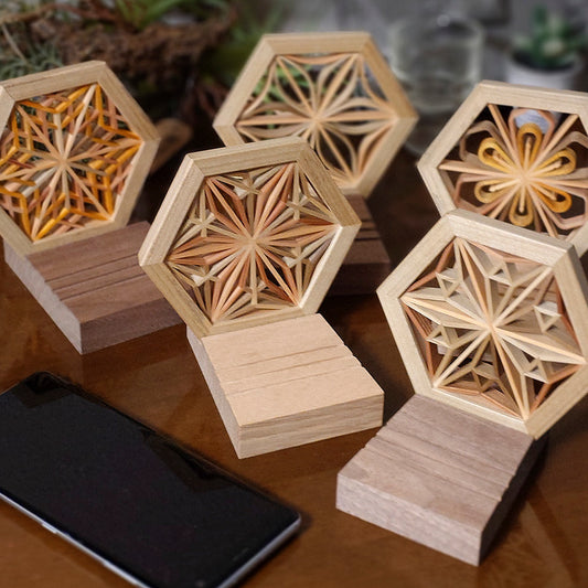 Kumiko Smartphone Stand - Type B -
